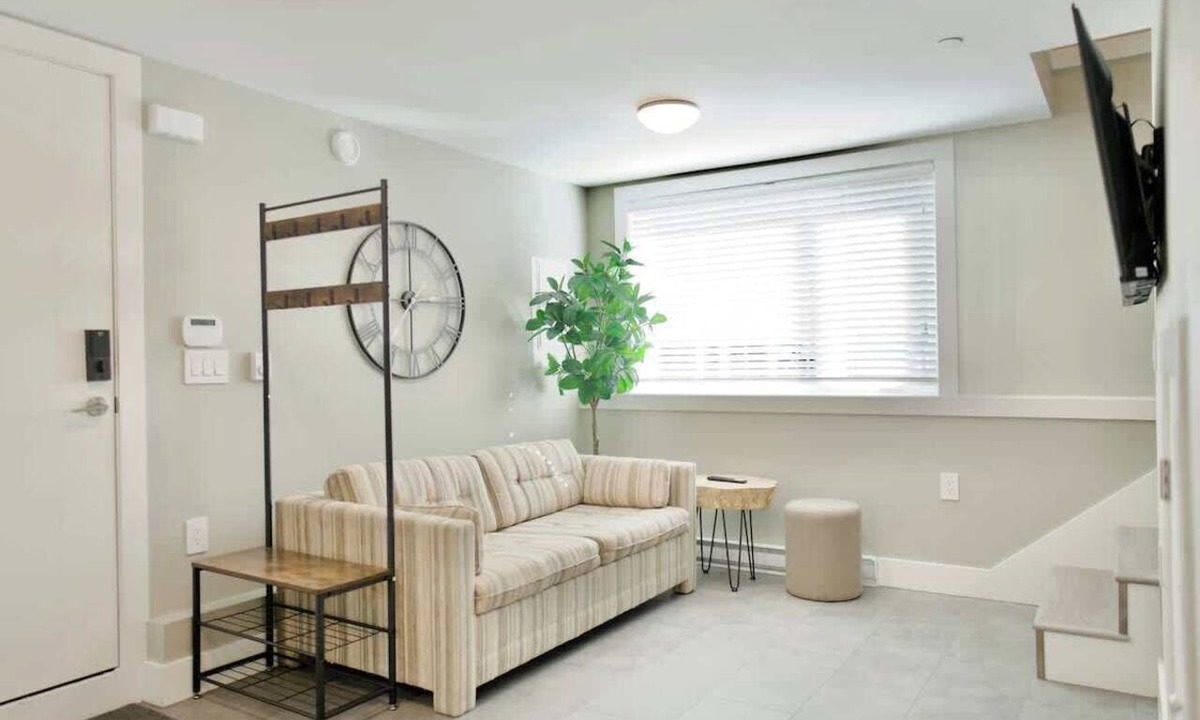 Vancouver South House | Private 3Bed Entire House/15 mins YVR/20 mins DT