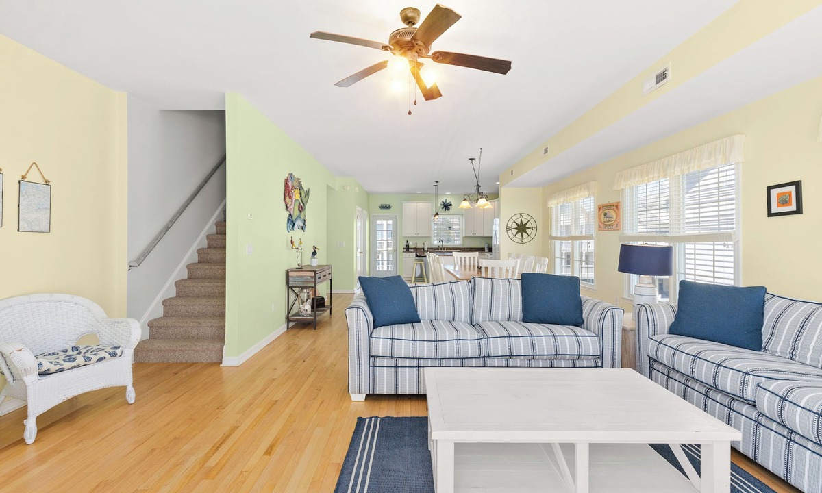 Bethany Beach House | Private beach with Beautiful Sunsets-Kids Bedroom & Entertainment room
