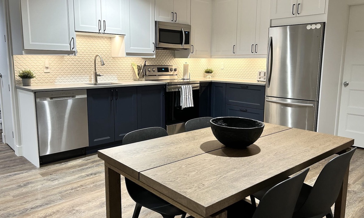 Douglas Apartment | Private Upscale Suite in Summerfield. AM/PM bar. Pet friendly.