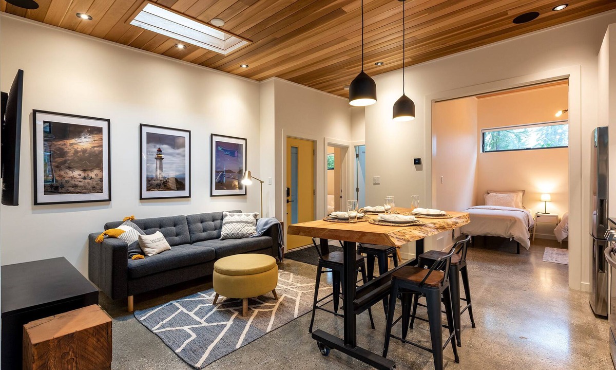 Pemberton Heights House | Private West Coast Lane House w/Gardens & Hot Tub