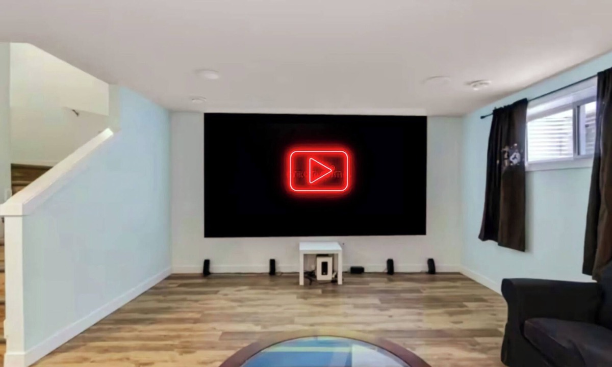 Southwest Edmonton House | Projector Theatre, Walk to Grocery/Restaurants, Garage, 4 Beds
