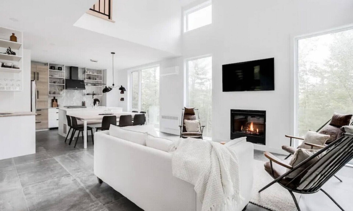 Morin Heights Ski Chalet | Propriété de luxe en pleine nature dans les Laurentides!