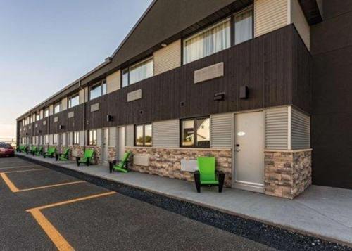 Matane Hotel | Quality Inn & Suites