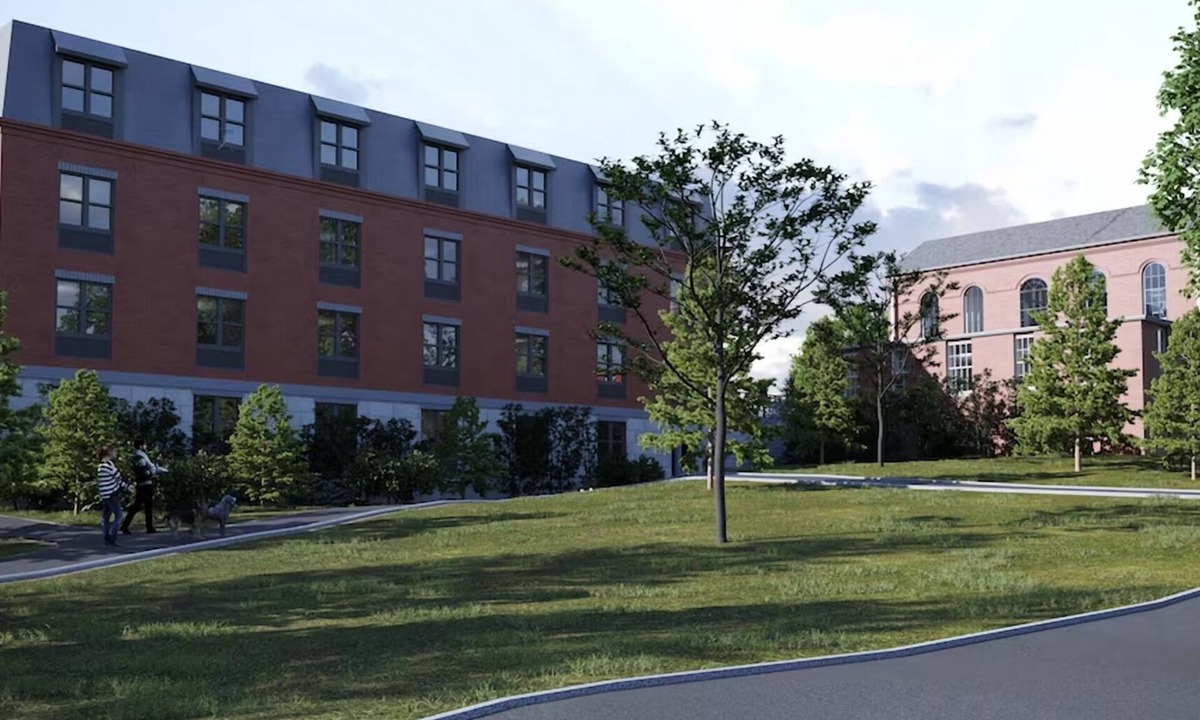 Orono Hotel | Relaxing Getaway at Umaine! Gym Access w/Free Parking! Pet Friendly!