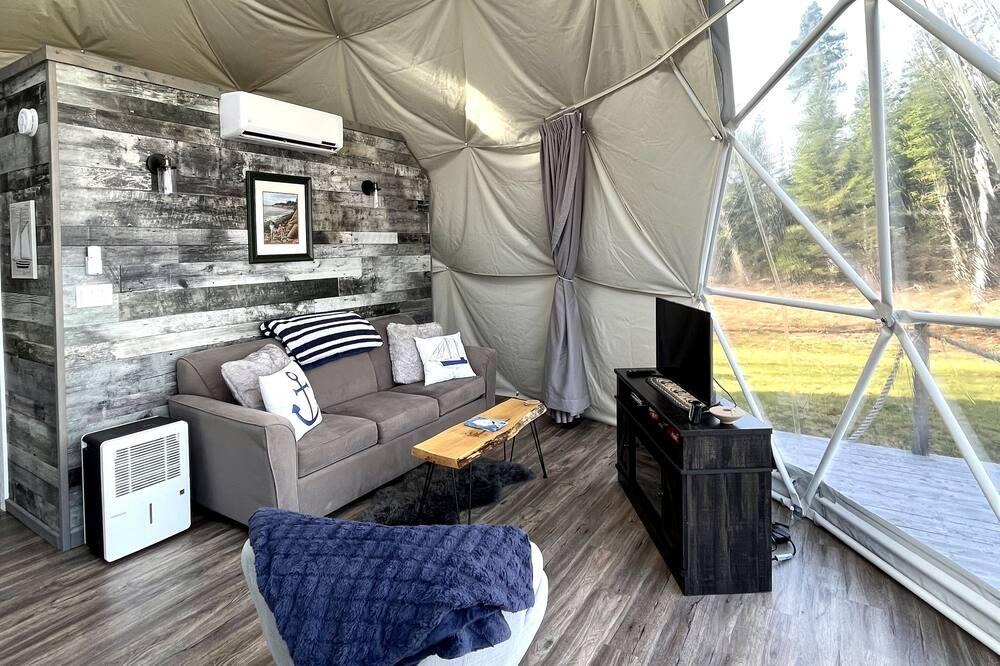 Cardigan Cottage | River view geodesic dome with private hot tub and beach access