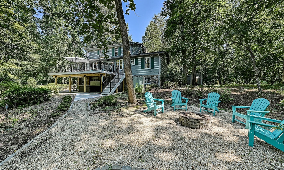 Rutherfordton Cabin | Riverfront cabin, private, hot tub, firepit, quiet, gated community