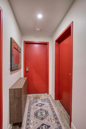 Lincoln Apartment | Rustic Elegant Stays in Niagara Benchlands