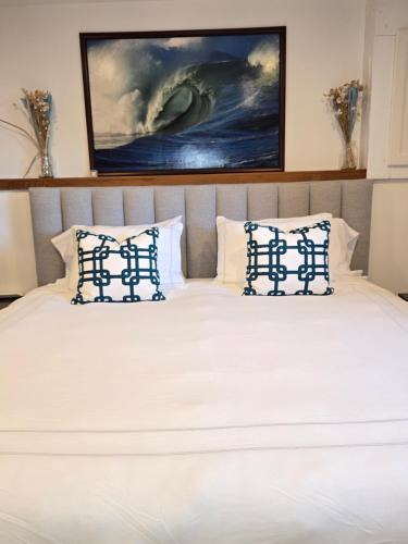 Ucluelet House | Rustic Guest Suite