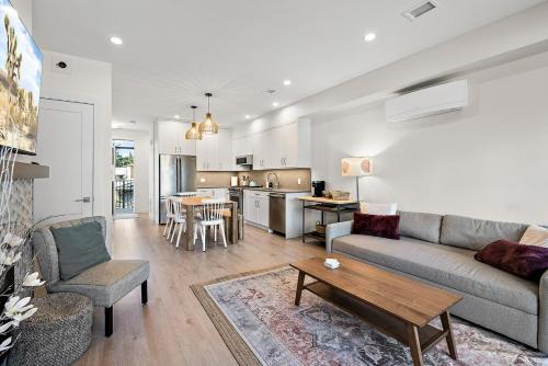 Black Creek House | Saratoga Beach Villa 6