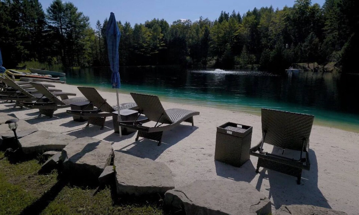 Tyrone RV Rental | Serene Camping Retreat with Freshwater Pond in Clarington Bowmanville