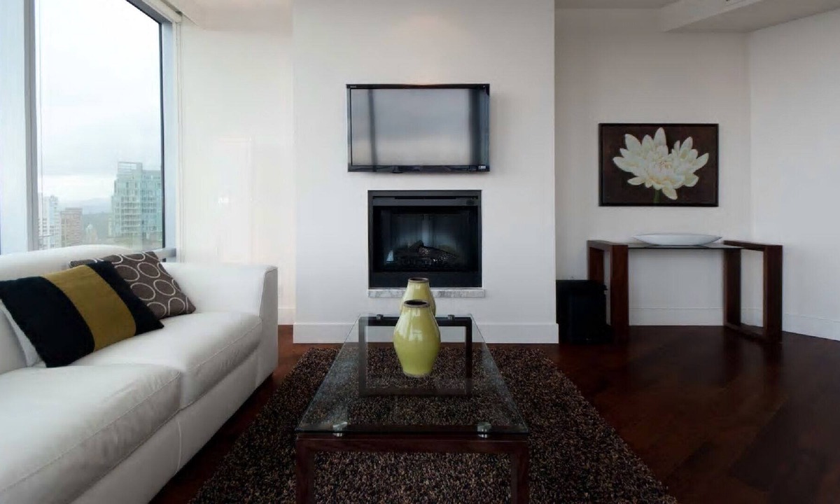 Downtown Vancouver Apartment | Shangri-La Serenity Suite