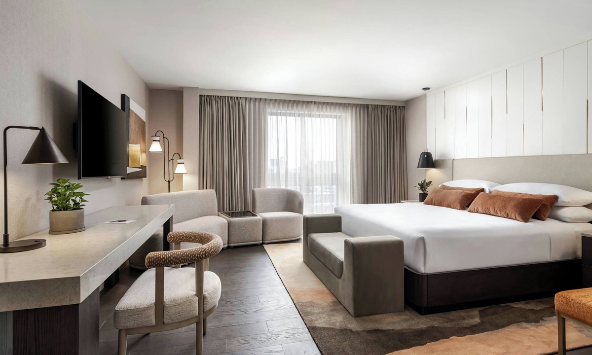 Etobicoke Hotel | Sheraton Toronto Airport Hotel & Conference Centre