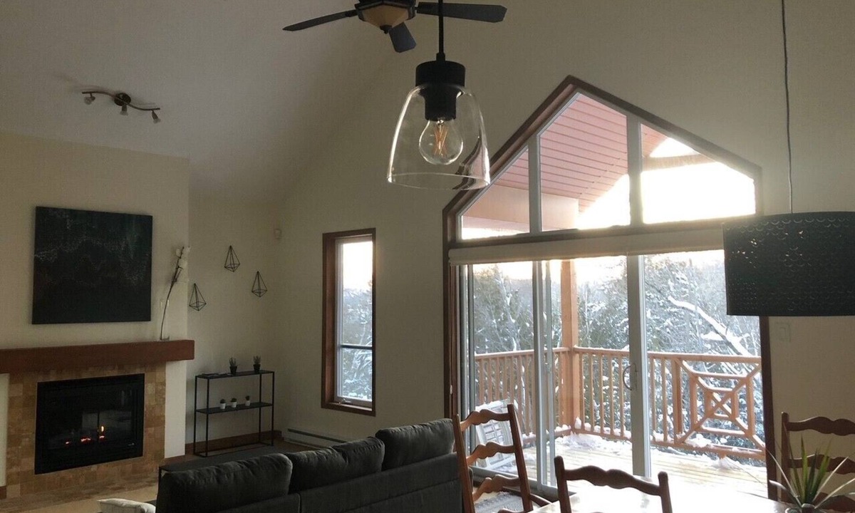 Piedmont Condo | SKI IN SKI OUT MONT OLYMPIA