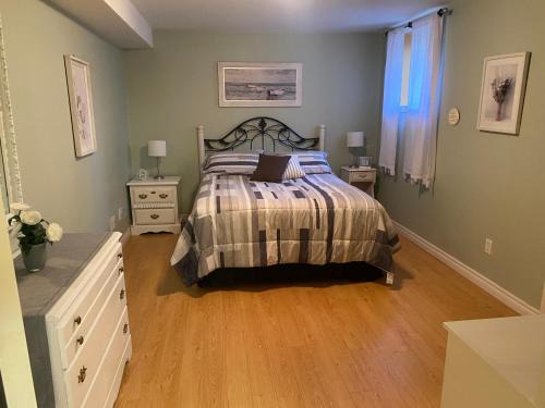 Pine Grove House | Sleepy Pines Place