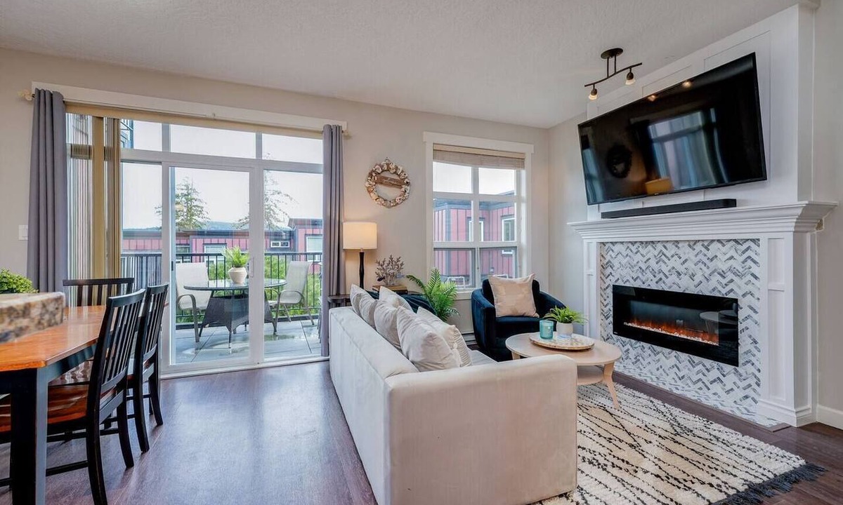 Sooke Apartment | Sooke Ocean Oasis-Boutique Waterfront Rental