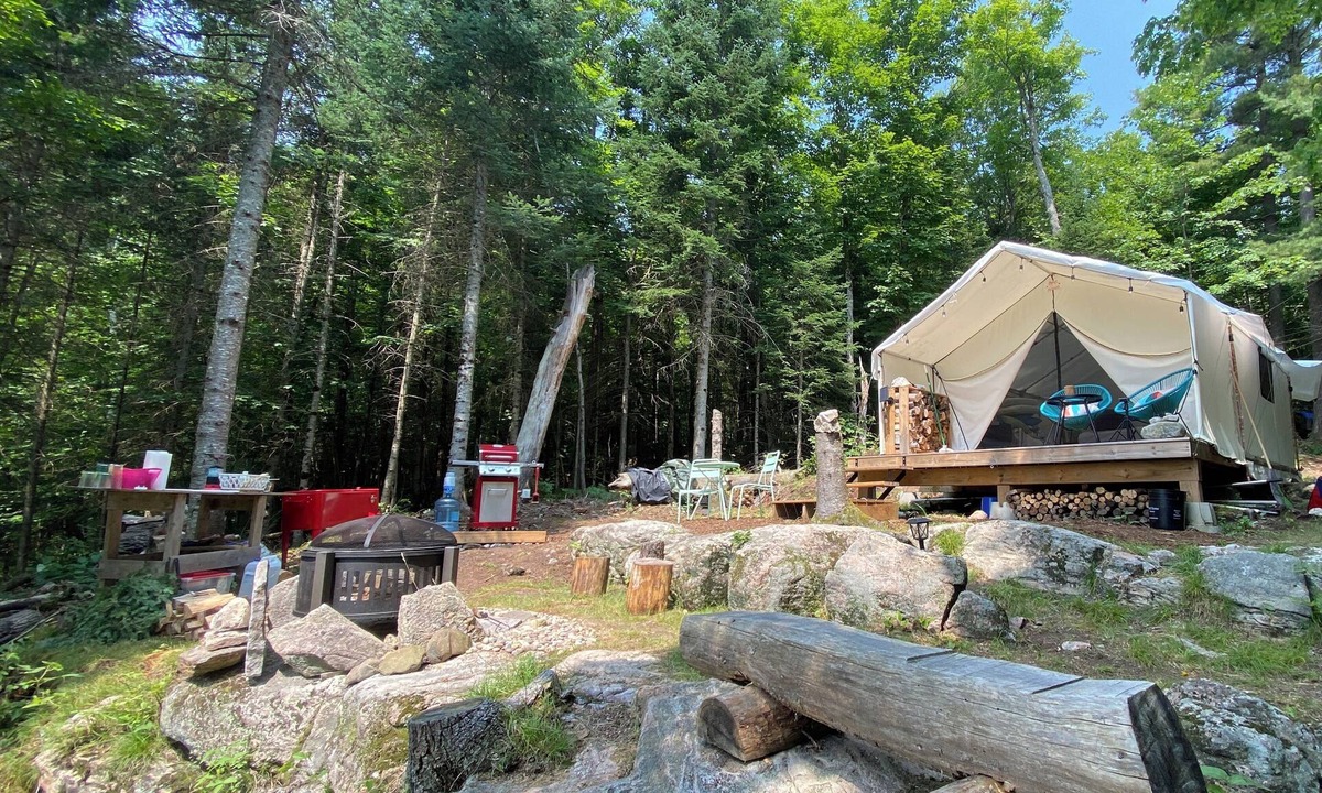 Broadbent RV Rental | Sound of Silence off-grid Glamping in Muskoka