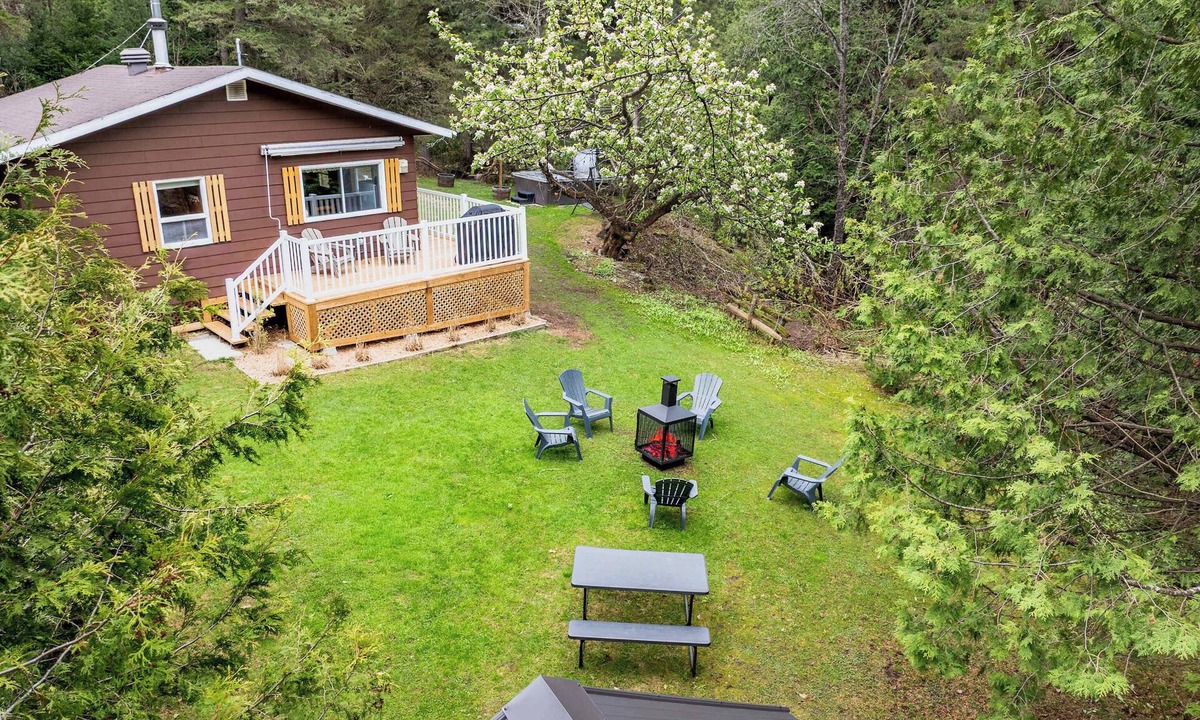 Saint-Leon-de-Standon Ski Chalet | Spa, Nature & Adventure | Chalet Le Vagabond