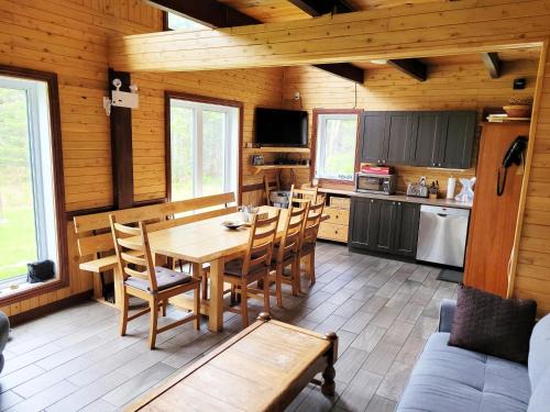 Saint-Hermenegilde Ski Chalet | Spa Nature Estrie