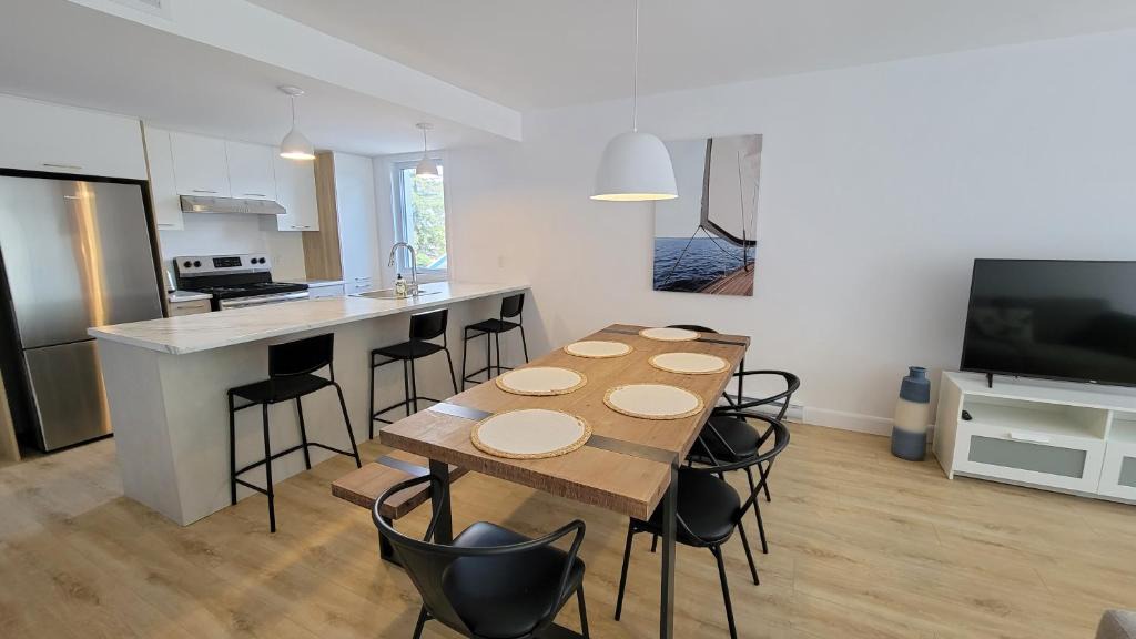 Maizerets Apartment | Spacieux 3 chambres à 5 minutes du Vieux- Quebec