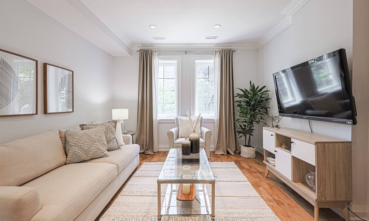 Sherwood Park House | Spacious 1,800 sq ft 3-BR, 2-BA home designed for comfortable extended stays