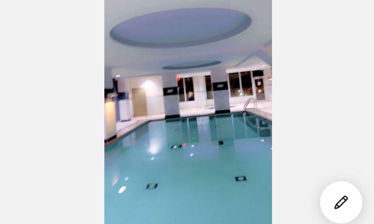 Downtown Mississauga Condo | Spacious 1 bedroom condo with indoor Pool/Gym
