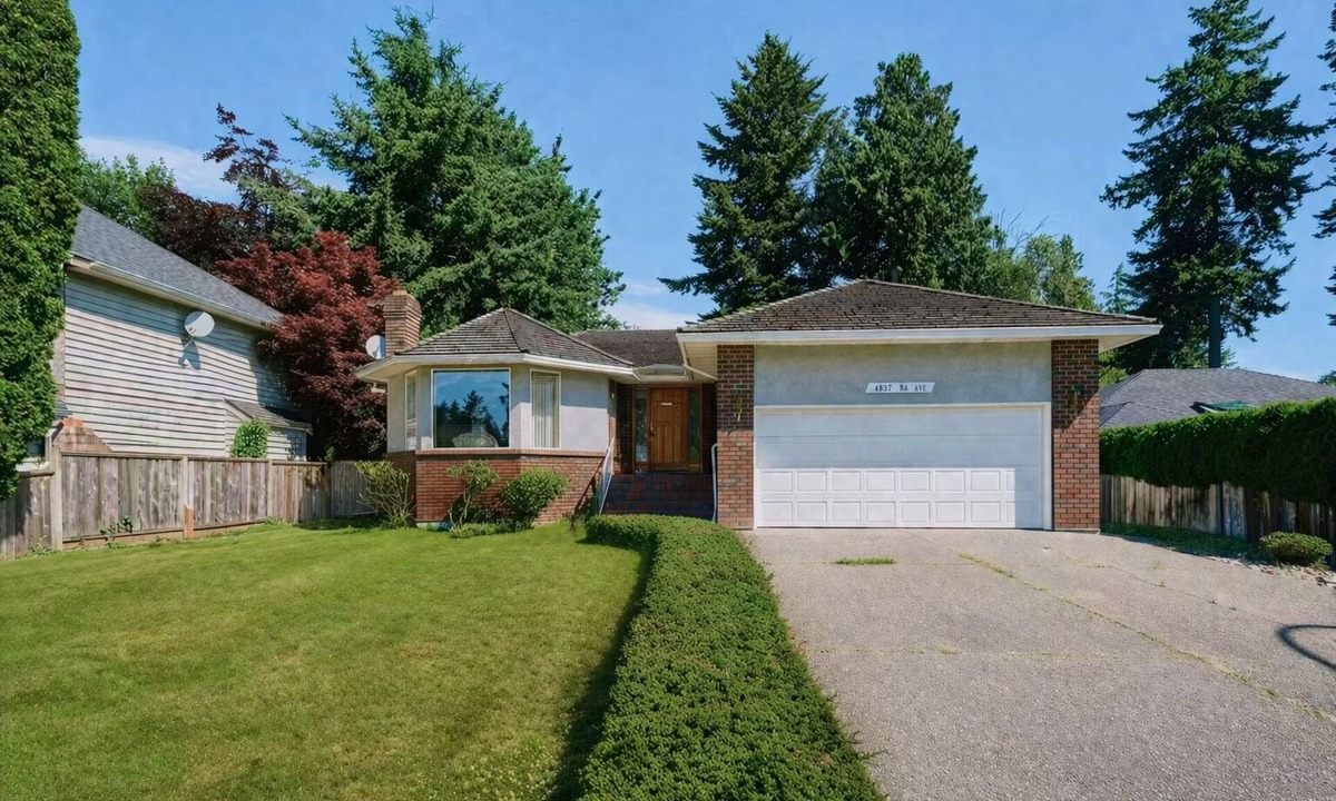 Delta House | Spacious cozy house near ferry and beach