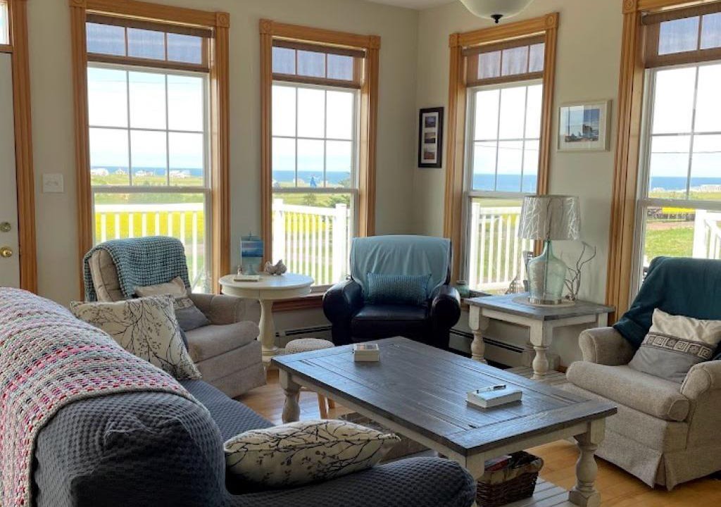 Sea View House | Spacious House, Private Setting, Panoramic Ocean View, Great Beach!