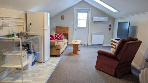 Lewisporte Apartment | SpringHouse Saltwater Loft 1 Bedroom Pet Friendly