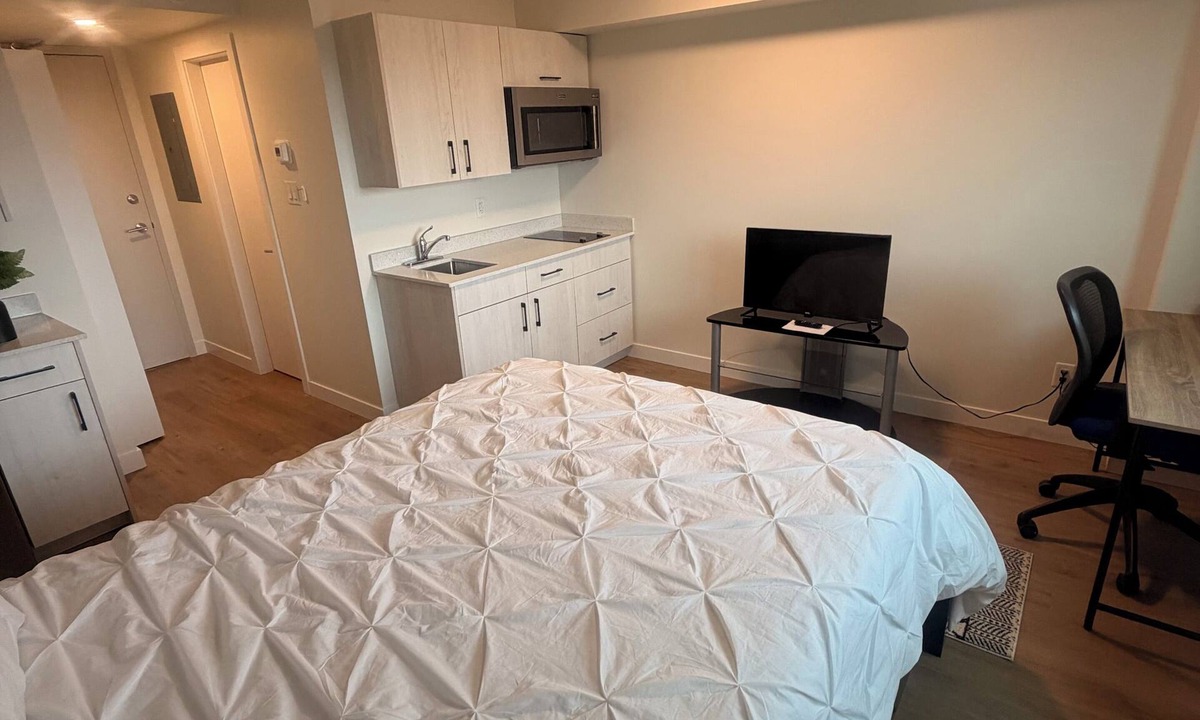 Downtown Edmonton Apartment | Stay Where the Action Is-Downtown Edmonton, Steps from Rogers Place And Stadium