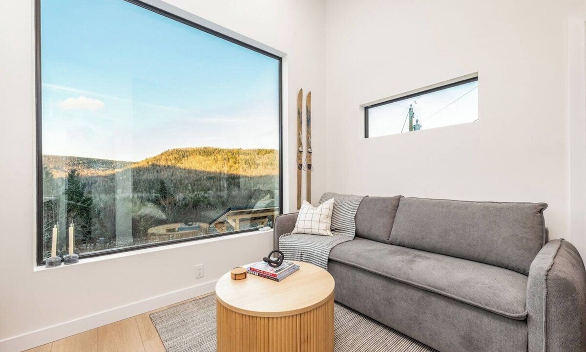 Waterford Apartment | STOKE Pod tiny cabin with epic view
