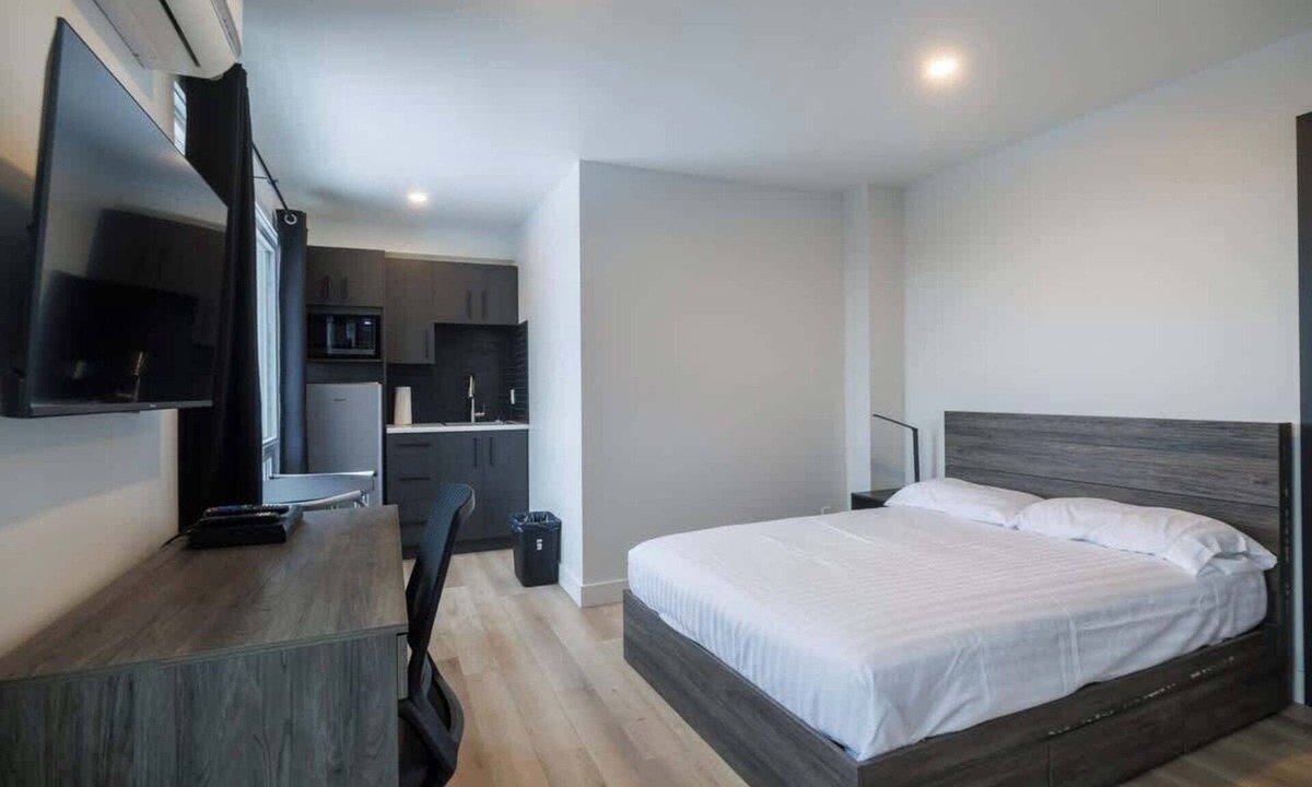Riviere-du-Loup Regional County Municipality Apartment | Studio Vue fleuve- 202