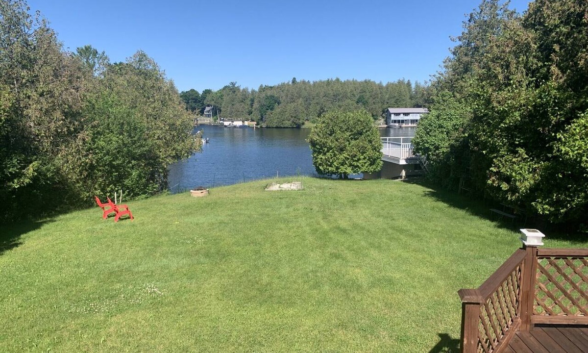 Fenelon Falls Cottage | Sturgeon Lake Cottage