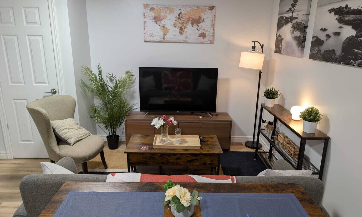Dartmouth Apartment | Stylish Dartmouth Studio