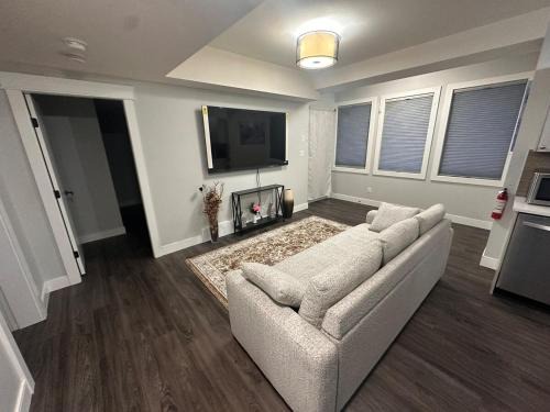 Prince George Apartment | Stylish Open Cozy & Contemporary Living Space
