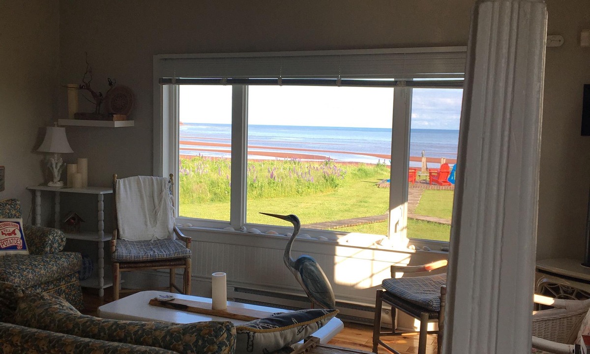 Cape Traverse Cottage | Summerhaven - Oceanfront Beach House on Warm Sandy Beach