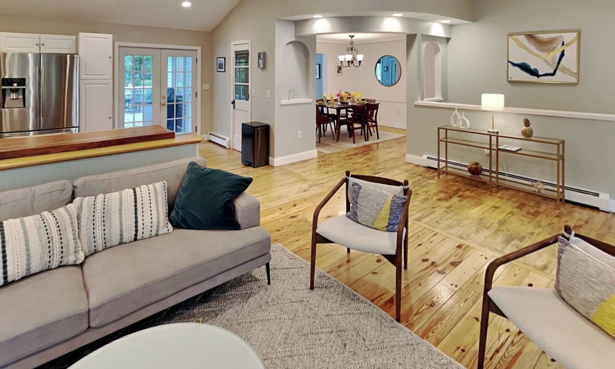 Camp Ellis House | Sun-Kissed Beach Getaway – Family-Friendly, Close to Beach, Private Yard!