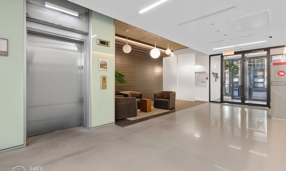 Montreal Apartment | Superb turnkey condo, to live near all services and entertainment