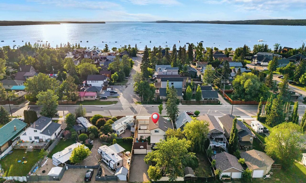 Sylvan Lake House | Tahimik Shores | By Lake | BBQ+Firepit | Sleeps 10
