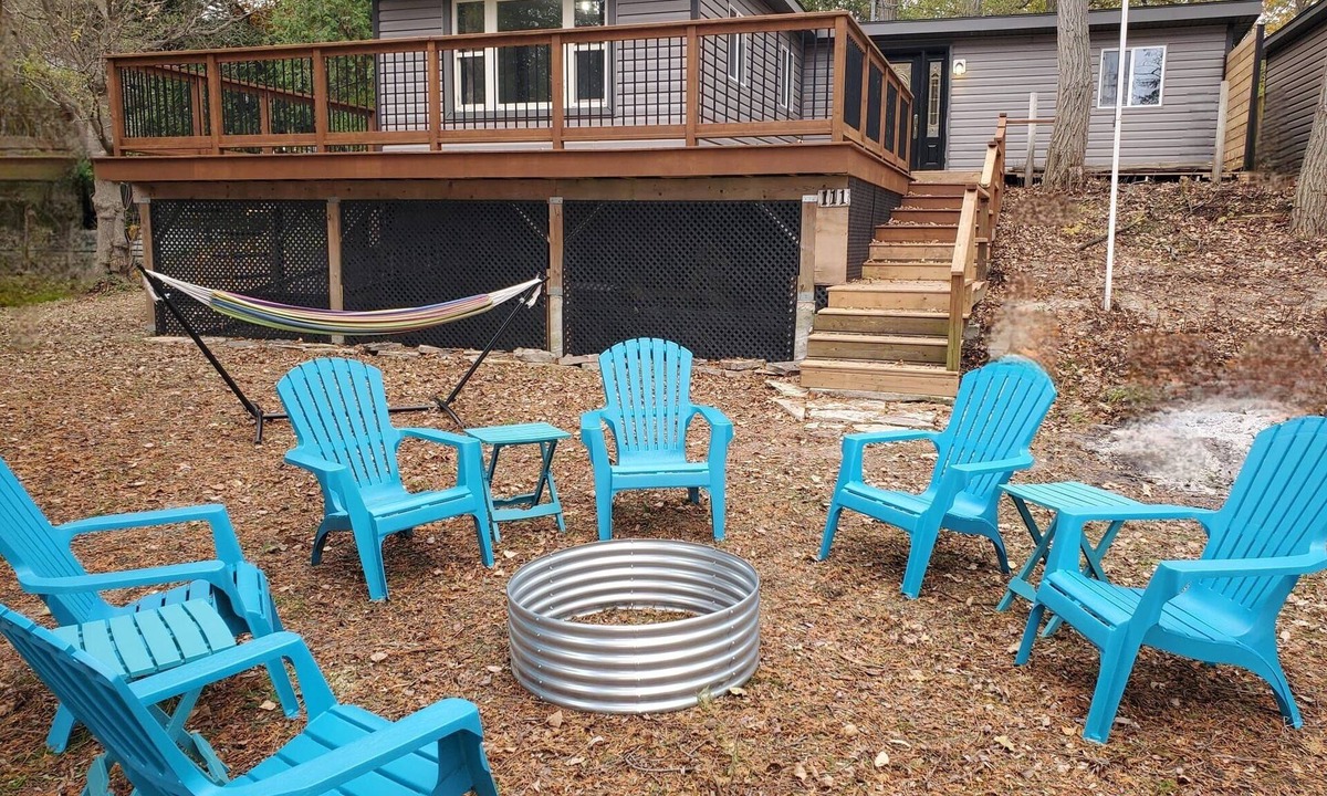 Sauble Beach Cottage | The Beach Lookout Cottage at Sauble Beach!