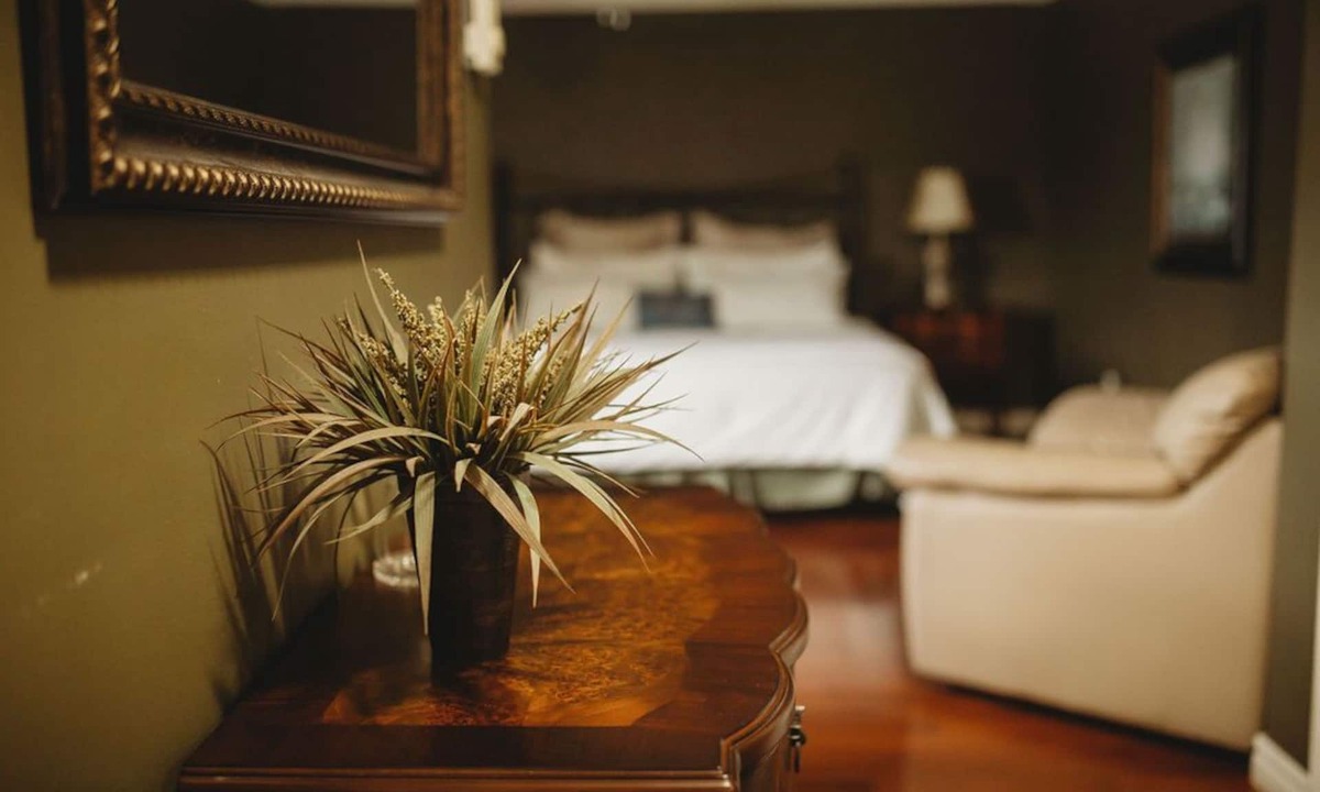 Grand Falls - Windsor Bed & Breakfast | The Carriage House Inn