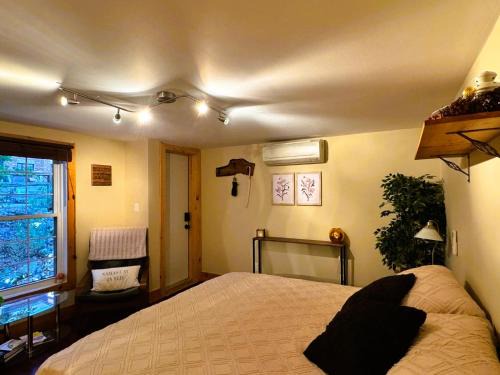 Elora Apartment | The Cozy Corner