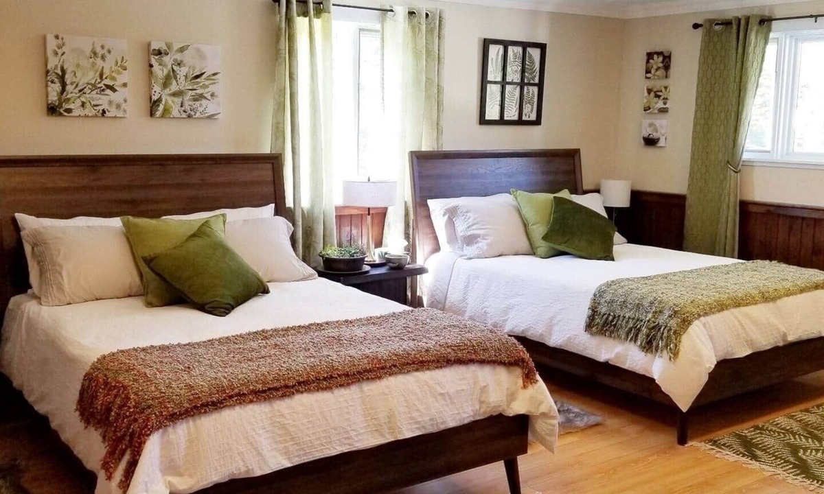 Trinity Bed & Breakfast | The Evergreen Suite, Trinity Guest House