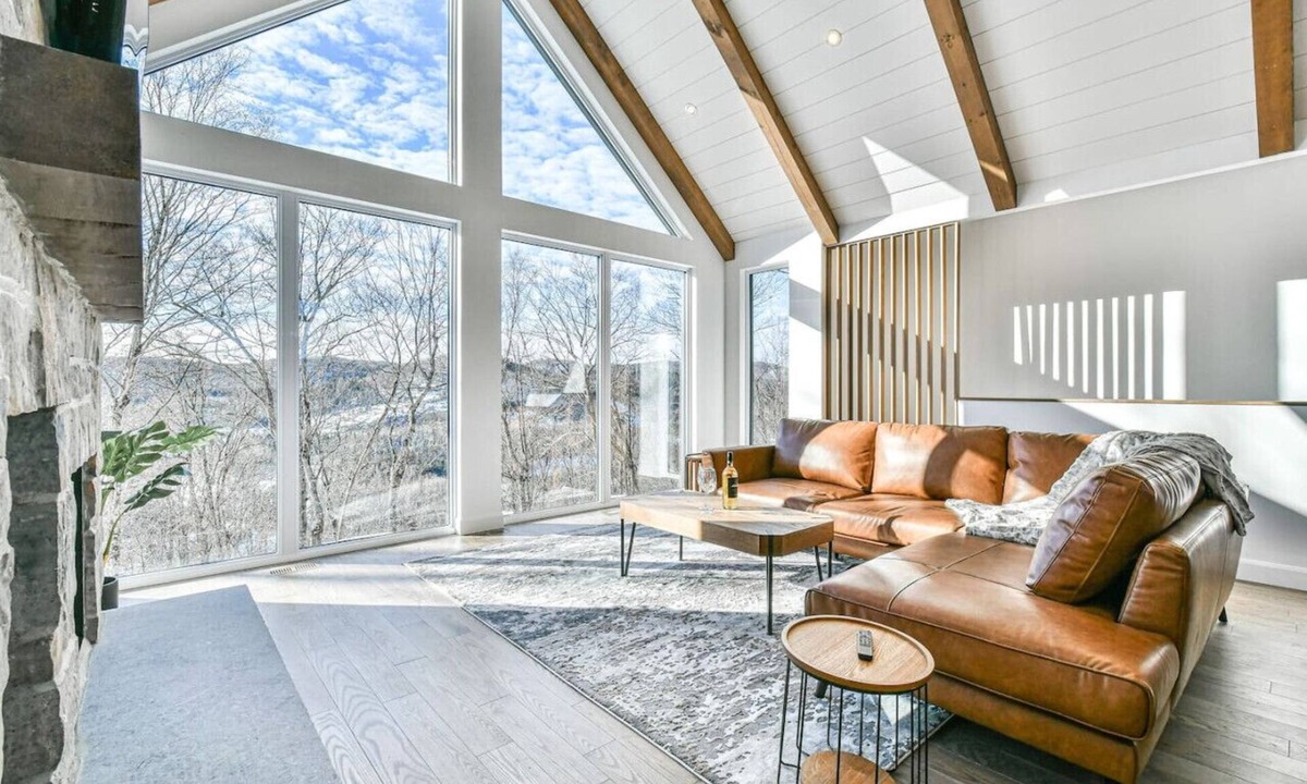 Saint-Faustin-Lac-Carre Ski Chalet | The Glam Shack - Golf, Ski, Spa