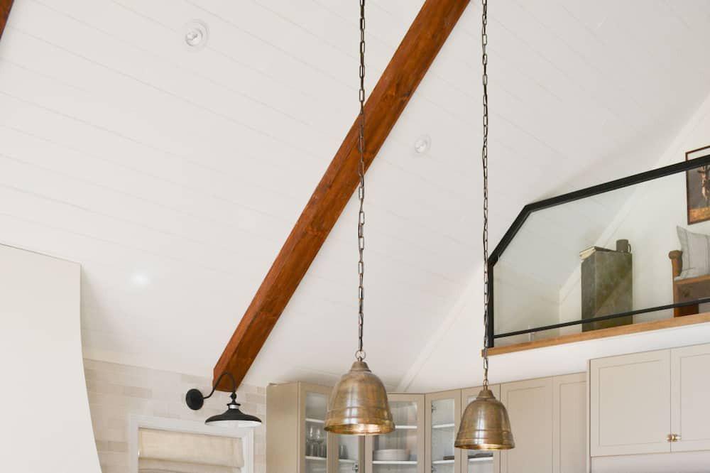 Fort Coulonge Cottage | The Goat Haus: Luxury Waterfront Cottage - Quebec (1.5hrs from Ottawa)