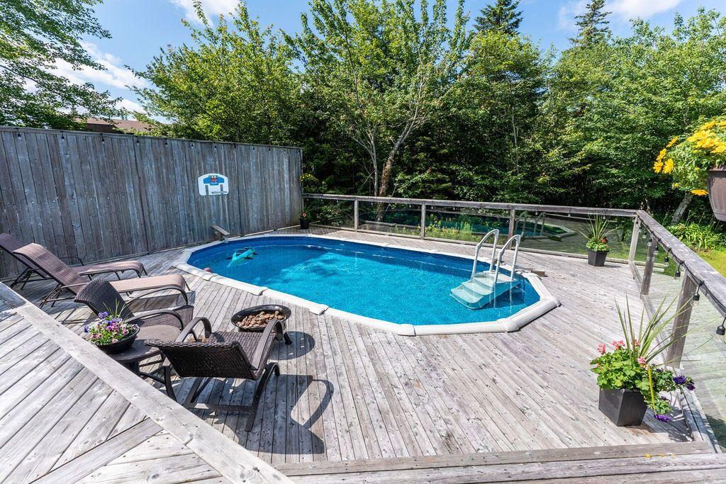 Porters Lake House | The Nordique Retreat