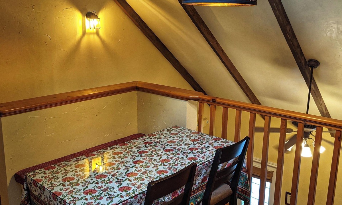Stratford Apartment | The Old Rectory Coach House-WEST Suite downtown