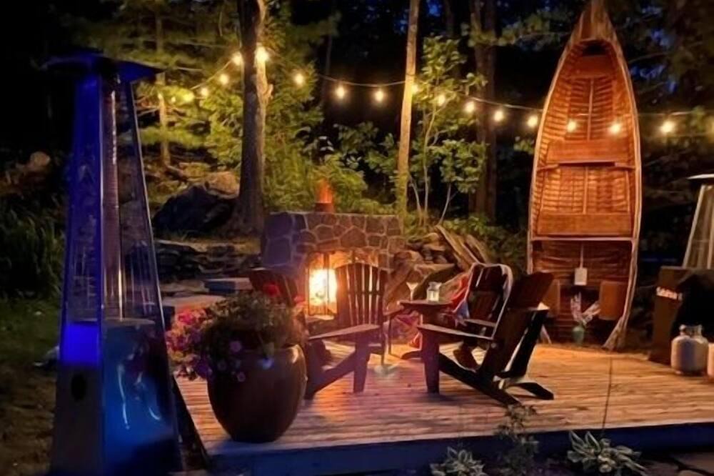 Georgian Bay Cabin | The perfect place to create unforgettable memories with your family and friends.