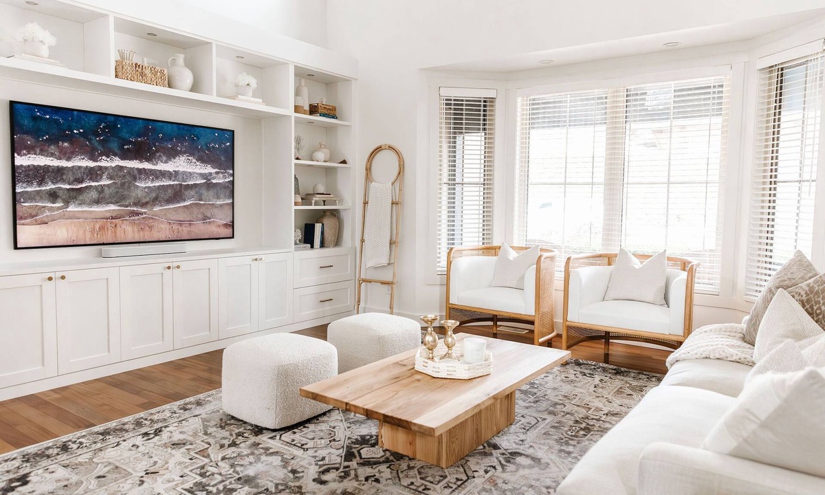 Lower Mission House | This house is a 4 bedroom(s), 3.5 bathrooms, located in Kelowna, BC.
