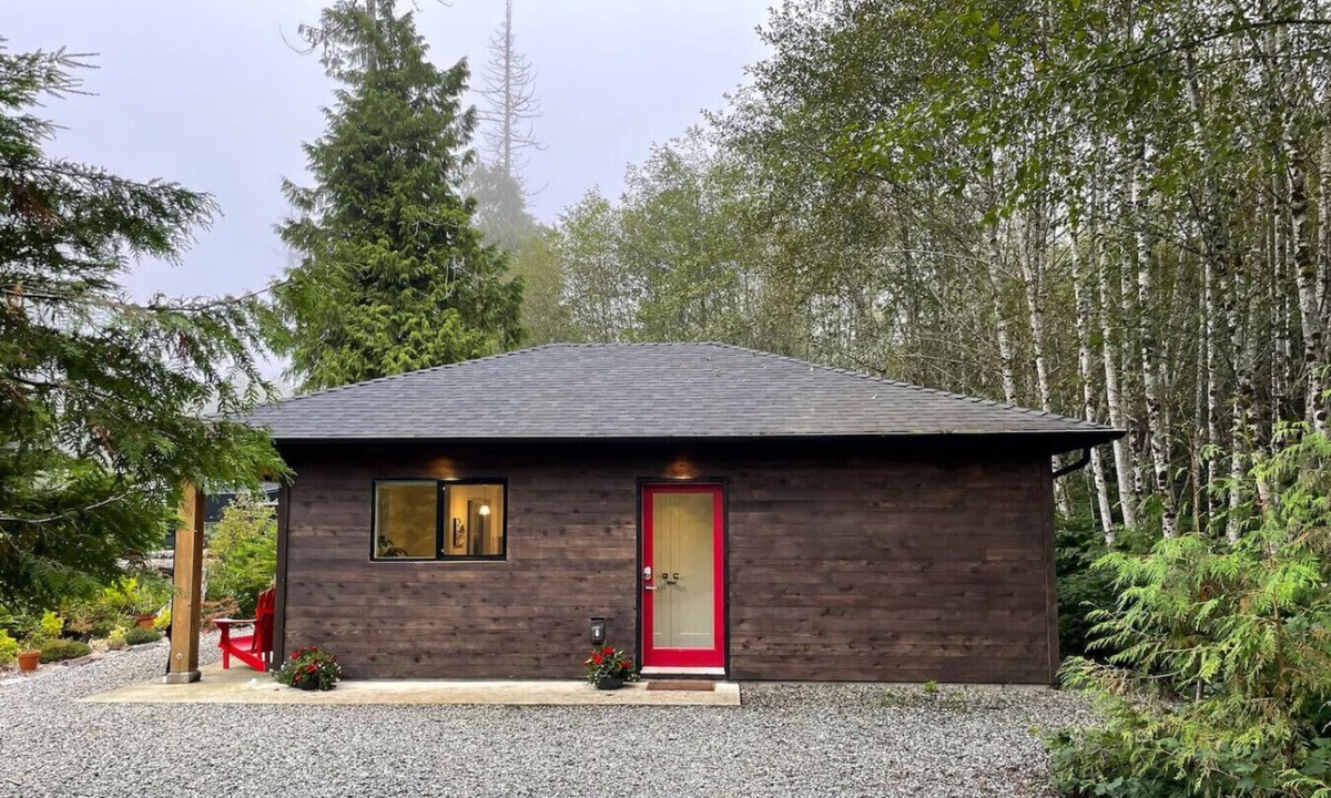 Tofino Cabin | Tidal Retreat Cabin in Tofino