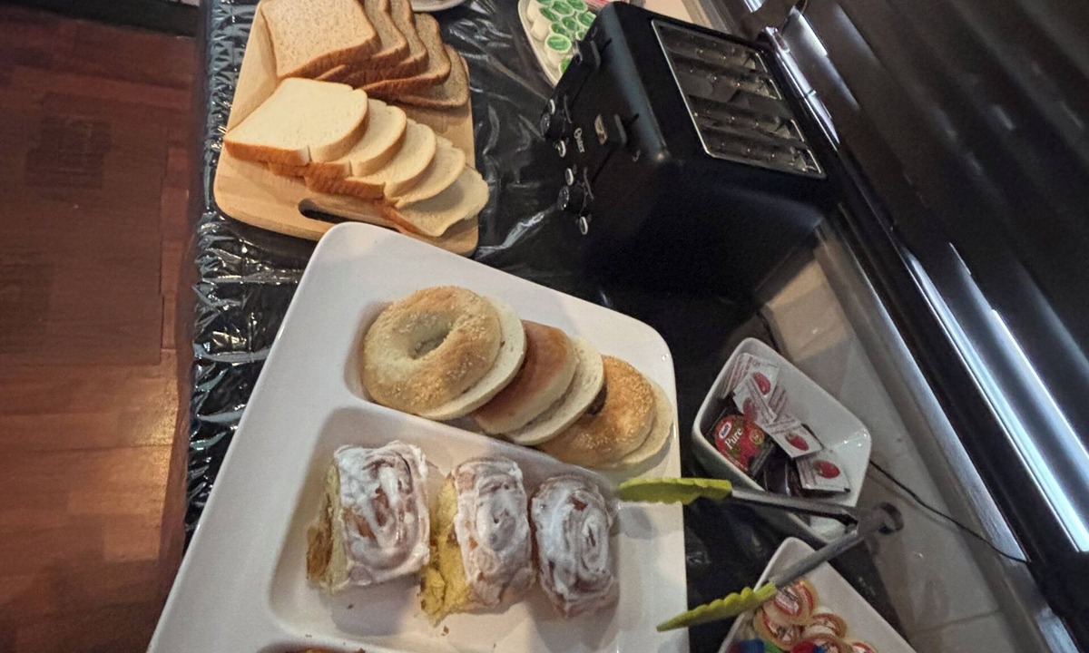 Surrey Hotel | Turf Hotel